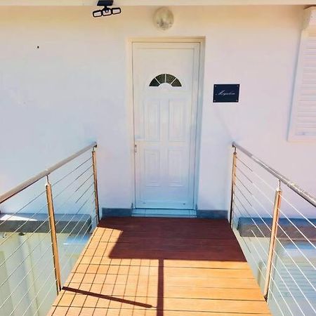 Le Marjulem Apartment Terre-De-Haut Ngoại thất bức ảnh